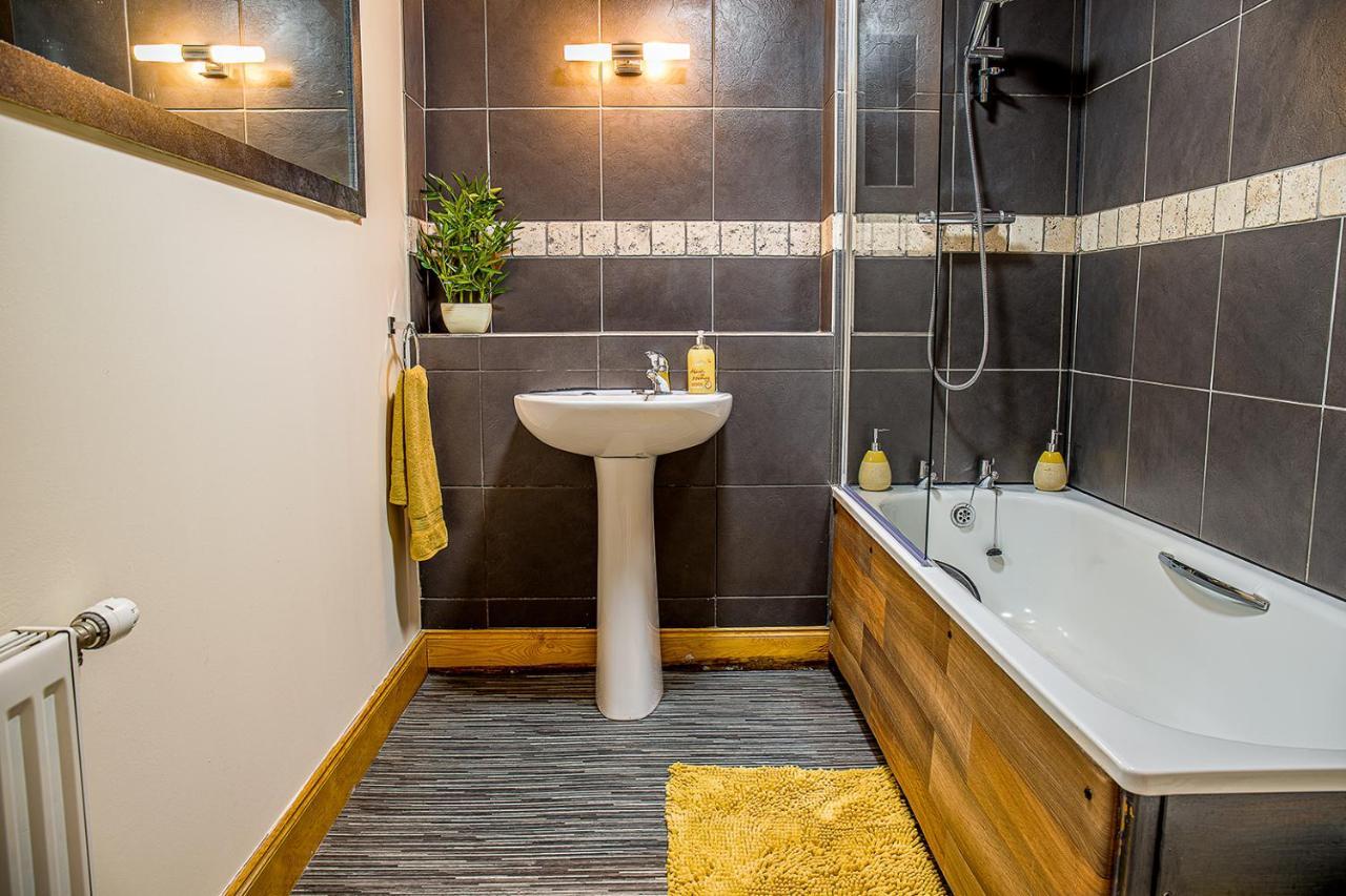 Caledonian 2 Bedroom Free Parking Ίνβερνες Εξωτερικό φωτογραφία